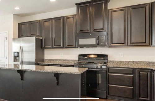 Malvern House | Malvern Full Townhome