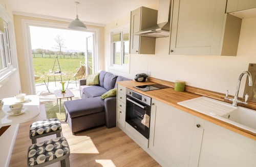 Hawbridge Cottage | Malvern View Lodge