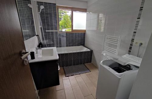 Cesson-Sevigne Apartment | Malzenn