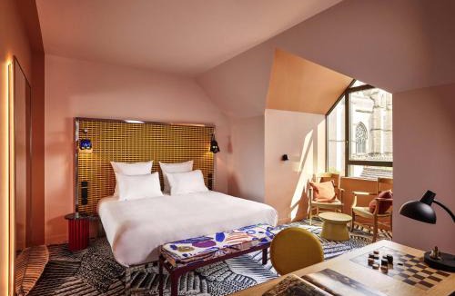 Old Town Hotel | Mama Shelter Dijon