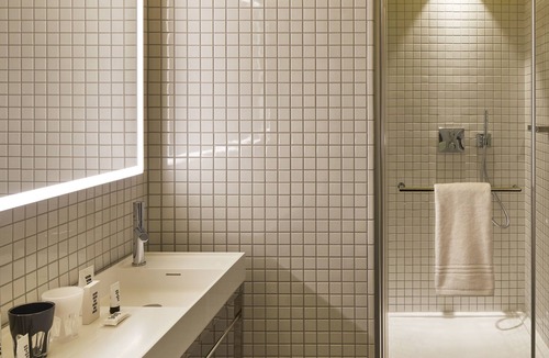 Saint-Lambert Hotel | Mama Shelter Paris West