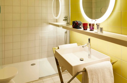 Les Chalets - Saint-Aubin - Saint-Etienne Hotel | Mama Shelter Toulouse