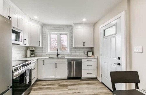 Sudbury Apartment | Mama T's Oasis