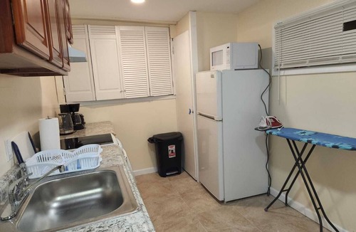 Lower Vailsburg Apartment | Mamas Love Apartment