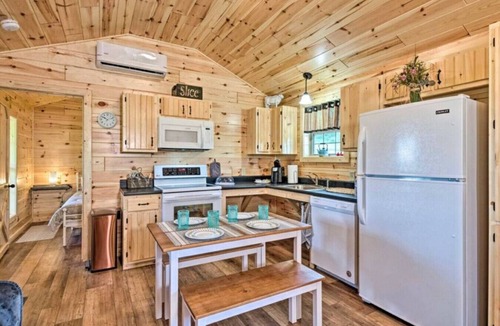 Mammoth Cave Cabin | Mammoth Cave Cabin Rentals 3 - 12.8 miles from Mammoth Cave National Park