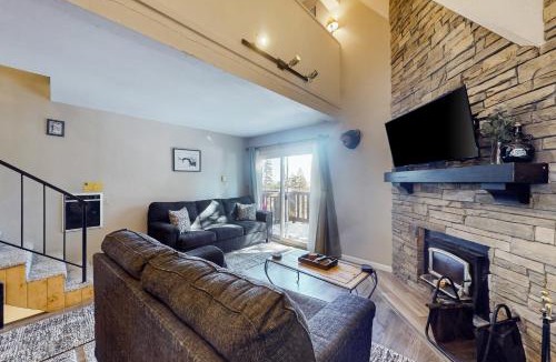 Mammoth Lakes Apartment | Mammoth View Villas 24