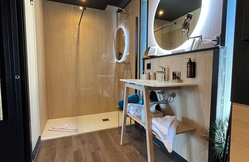Valescure Cabin | Manalodj