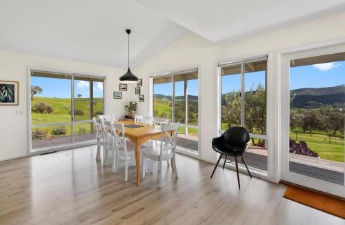 Bonnie Doon House | MANANDEL