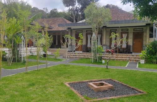 Bangko House | Manau riverr vila