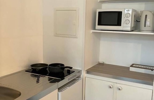 Saint-Jean-le-Thomas Apartment | Manava Studio Zen Beach less than 50 meters away.