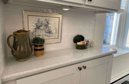 Manayunk Apartment | Manayunk Studio w/Deck & Walk to Main St