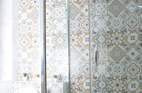 Old Trafford Apartment | Manchester 3 Bed apartment By Bevolve - Free parking