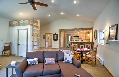 Mancos Cabin | Mancos Cabin Rental on 80 Acres w/Mountain View!