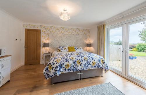 Saint Gennys House | Mandalay