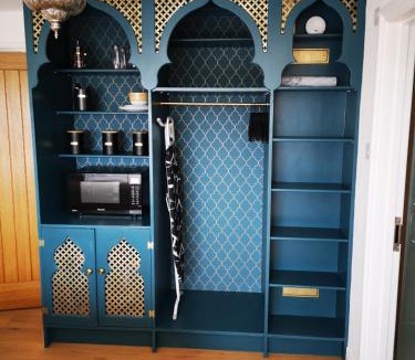 Saint Gennys House | Mandalay