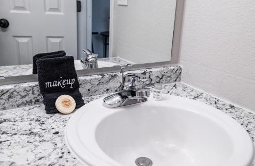 Branson West Hotel | Mandalay