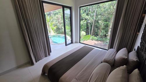 Sei Pinang Hotel | Mandalore Villas Ubud - Adults Only