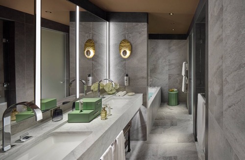 Old Town Hotel | Mandarin Oriental Savoy, Zurich