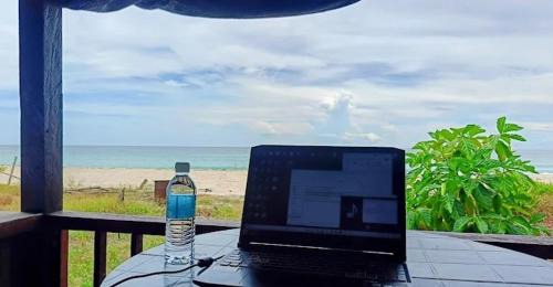 Kudat House | Mangazou Beach Chalet