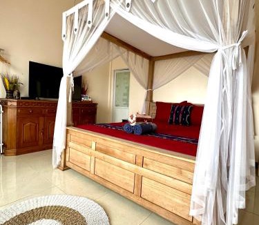 Rogojampi House | Mangir Homestay