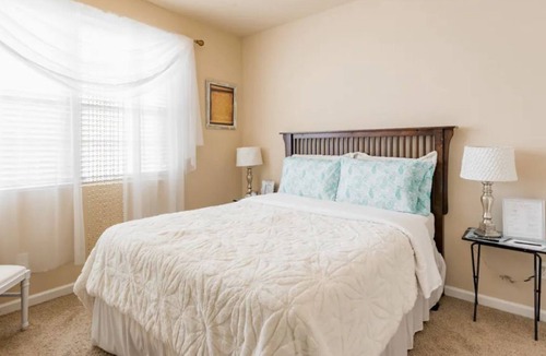 Hampton House | Mangnolia Suite