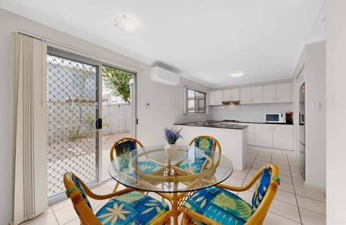 Mango Hill Resort | Mango Hill 3 Bedroom Family Accommodation