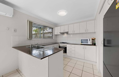 Mango Hill Resort | Mango Hill 3 Bedroom Family Accommodation