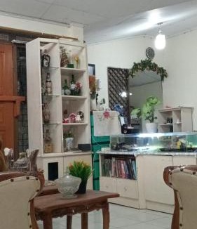 Tomohon Bed & Breakfast | Mango Road 07 Bed & Breakfast