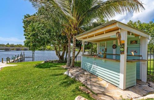 Tropic House | Mango Shores