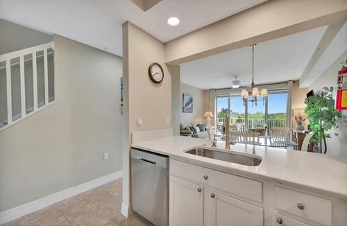 Ruskin House | Mangrove Point Townhome
