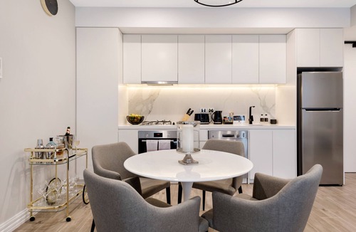 Glen Iris Apartment | Manhattan Apartments - Glen iris