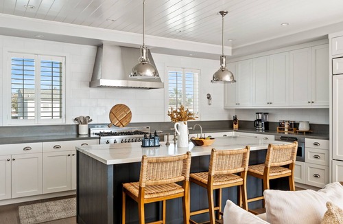 The Strand House | Manhattan Beach Luxury 4Bed Walk to Pier Sauna