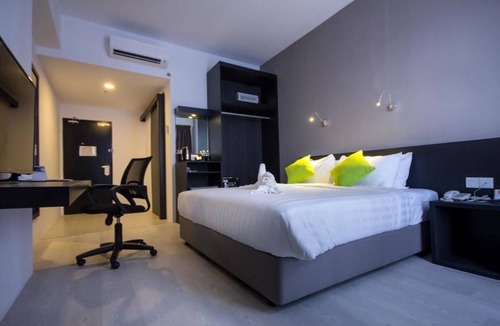 Kampung Kuala Pari Hotel | Manhattan Hotel Ipoh