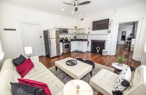 Wilmington Historic District Condo | Manhattan on Front! Balcony Park Free!