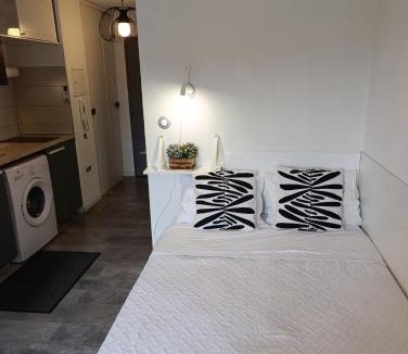 La Valsiere Apartment | MANHATTAN Studio climatisé Balcon Ensoleillé Parking proche Montpellier