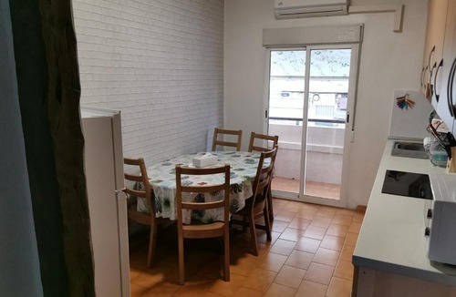 Pla del Bon Repos Apartment | Manila Home, 2 baños