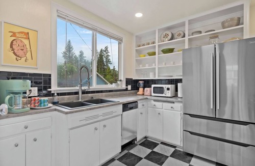 Manito House | Manito Craftsman with Fire Pit