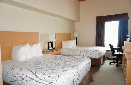 Manitoulin District Hotel | Manitoulin Hotel & Conference Centre