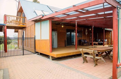 Mannum House | Mannums Rest - Quiet romantic getaway