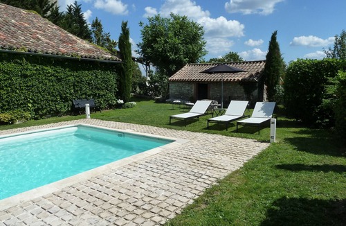 Saint-Antonin Noble Val House | Manoir d'Anglars in Montpalach Saint-Antonin-Noble-Val, guaranteed relaxation!