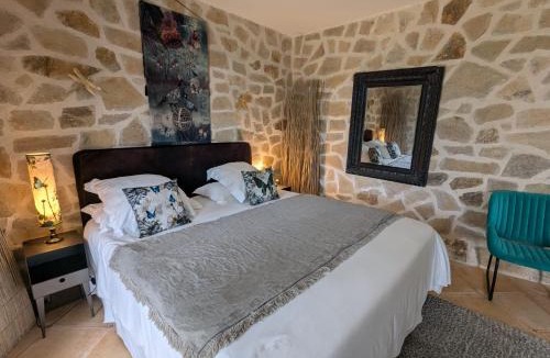 Sainte-Fortunade House | Manoir de Chantemerle