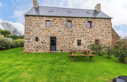 Lannion House | Manoir de Kervegan: Le Logis du Grand Couchant