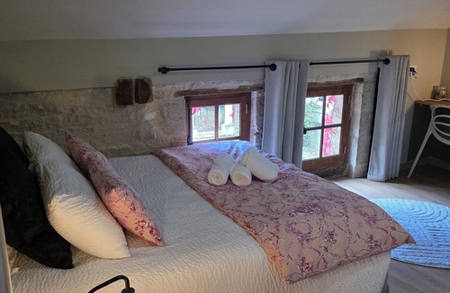 Laignes Bed & Breakfast | Manoir de l'Échauguette