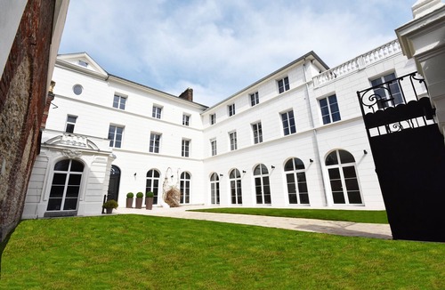 Lisieux Apartment | Manoir de l'évêché et Spa