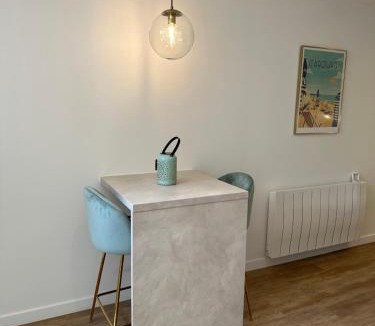 Ranville House | Manoir de l Aiguillon