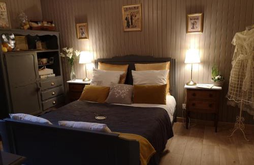 La Chapelle-Chaussee Bed & Breakfast | Manoir de l'Alleu