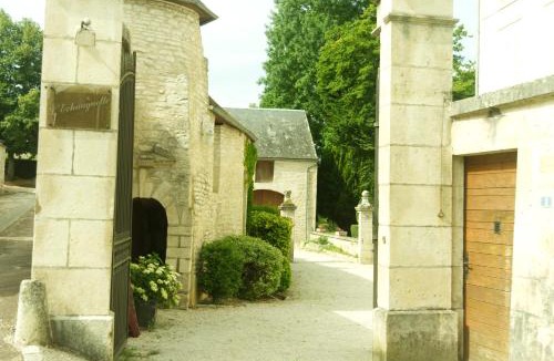 Laignes Bed & Breakfast | Manoir de L'Echauguette