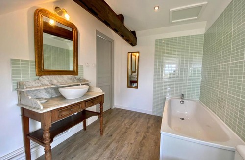 La Remuee House | Manoir de L'Oiselière