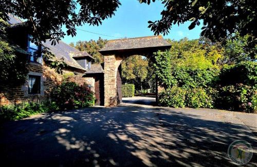 Bruz Bed & Breakfast | Manoir de la droulinais