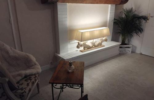 Chavagne Apartment | Manoir de la Guignardiere - Charme et Douceur